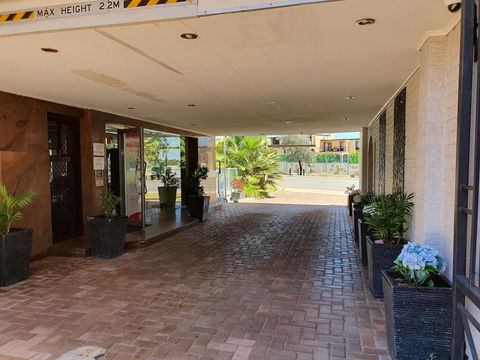 Toorak Lodge - Accommodation Kalgoorlie 5