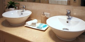 Casavino Luxury Villas - Accommodation Kalgoorlie 0