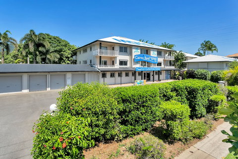 Cairns Reef Apartments & Motel - Accommodation Kalgoorlie 2