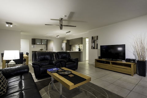 Moorings On Cavill - Accommodation Kalgoorlie 3