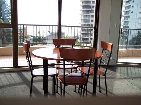 Warringa Surf - Accommodation Kalgoorlie 5