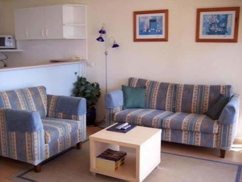 Warringa Surf - Accommodation Kalgoorlie 2