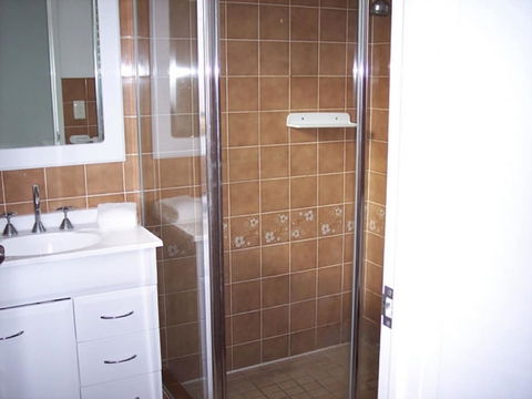 Warringa Surf - Accommodation Kalgoorlie 4