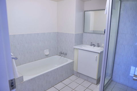 Bayview Beach Holiday Apartments - Accommodation Kalgoorlie 3