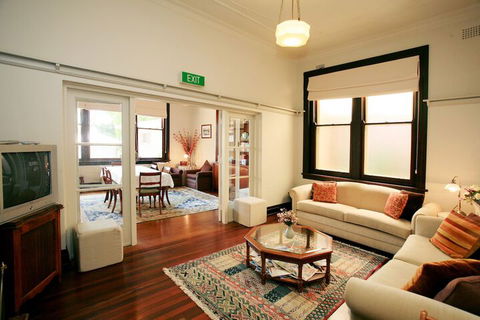 The Bank Guesthouse - Accommodation Kalgoorlie 6
