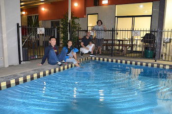Globe Backpackers & City Oasis Resort - Accommodation Kalgoorlie 3