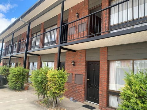 Ploughmans Motor Inn - Accommodation Kalgoorlie 0