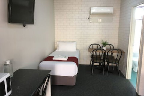Atlas Motel - Accommodation Kalgoorlie 0