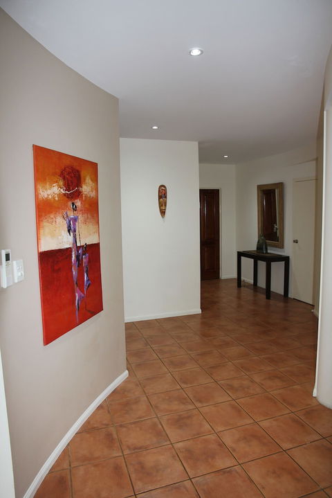 Darwin Deluxe Apartments - Accommodation Kalgoorlie 0