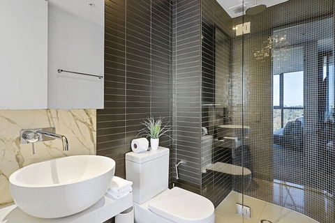 LAURENT Views Of MCG & Yarra River + Fed Square - Accommodation Kalgoorlie 5