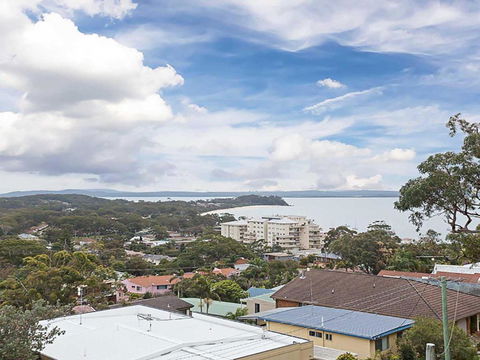 9 Adriana 83 Ronald Avenue Fabulous Views & Aircon - Accommodation Kalgoorlie 5