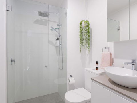 68 Bay Parklands 2 Gowrie Ave Aircon Pool Tennis Court Communal Spa - Accommodation Kalgoorlie 1