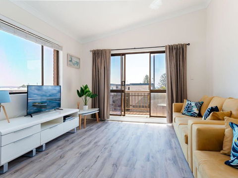 6 Bahia 47 Ronald Avenue Fantastic Location With Filtered Water Views - Accommodation Kalgoorlie 6