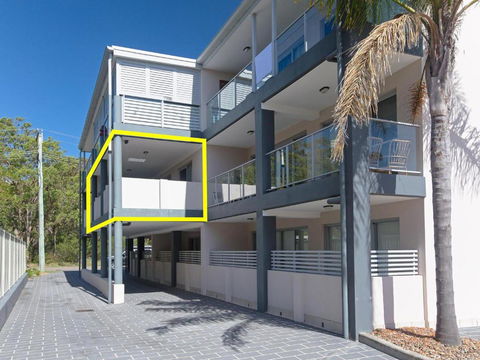 9 Shoal Bay Beach Apartments 2 Shoal Bay Road Air Conditioning & Complex Swimming Pool - Accommodation Kalgoorlie 5