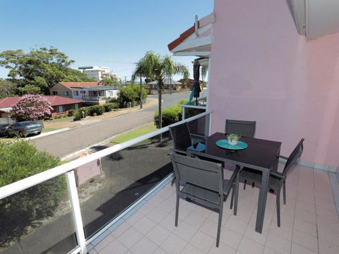 4 Frangipani 30 Leonard Avenue Spacious Townhouse - Accommodation Kalgoorlie 6