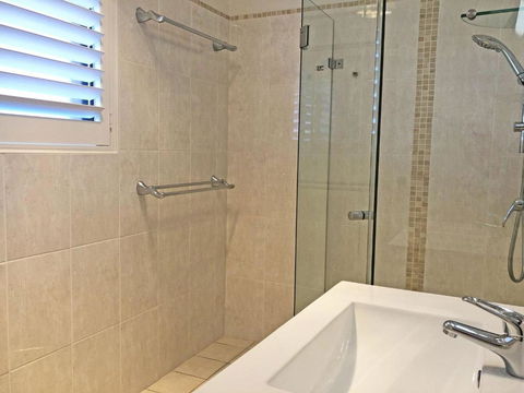 5 Intrepid 3 Intrepid Close Perfect Beachfront Location - Accommodation Kalgoorlie 2