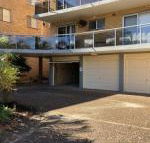13 Parkview 11 13 Catalina Close great location unit with a locked garage - Accommodation Kalgoorlie