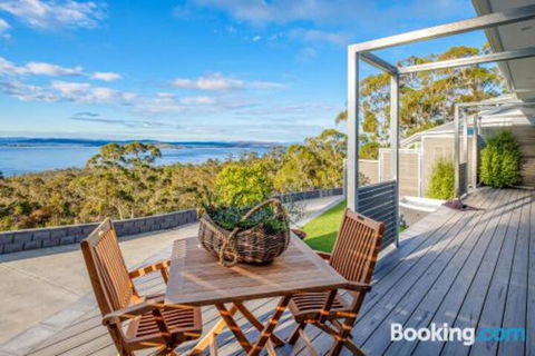 Tinderbox Retreat - Accommodation Kalgoorlie 2