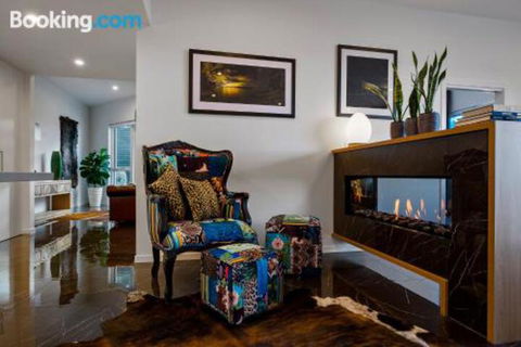 Tinderbox Retreat - Accommodation Kalgoorlie 1