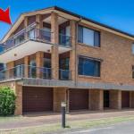 COLUMBIA VIEWS 2 / 9 COLUMBIA CLOSE AIRCON WIFI NETFLIX VIEWS & BOAT PARKING - Accommodation Kalgoorlie 0