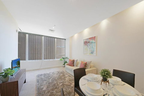A Comfy & Central 2BR Apt Near Flinders Station - Accommodation Kalgoorlie 5