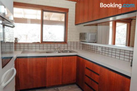 Banksia Beach House - Accommodation Kalgoorlie 1