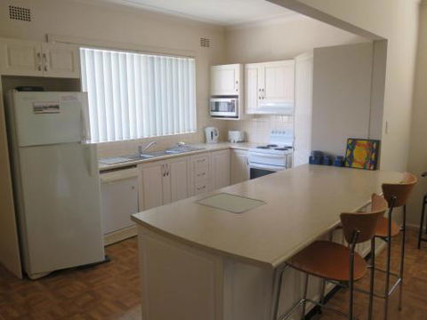 Cabenay 3 VIEWS ACROSS THE PARK - Accommodation Kalgoorlie 4