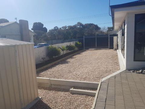 The Baltimore Family Home Getaway - Accommodation Kalgoorlie 6