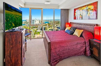 Luxury 3BR Apt With Incredible Views - Accommodation Kalgoorlie 1