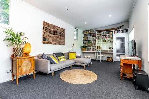 SUNSET BEACH SHACK On SURF - Accommodation Kalgoorlie 0