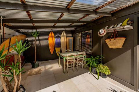 SUNSET BEACH SHACK On SURF - Accommodation Kalgoorlie 5