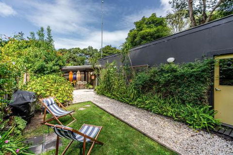 SUNSET BEACH SHACK On SURF - Accommodation Kalgoorlie 4