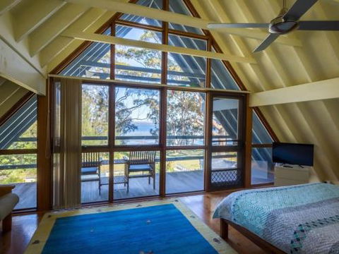 SORRENTO LAKESIDE Sanctuary Point 4pm Check Out Sundays - Accommodation Kalgoorlie 1