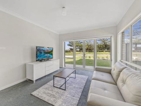 SEA MIST Gerringong 4pm Check Out Sundays - Accommodation Kalgoorlie 2