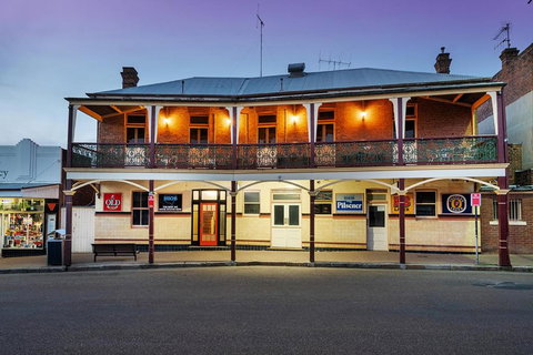 Commercial Travellers House - Accommodation Kalgoorlie 2