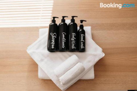 Wentworth Estate 5 Bedroom Luxury Home Sleeps 12 - Accommodation Kalgoorlie 1