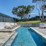 Stunning Sorrento Escape With Pool - Accommodation Kalgoorlie 0