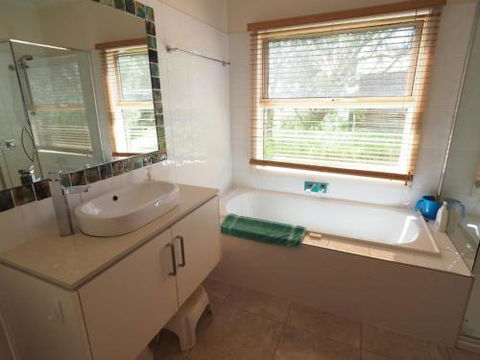 Summerside At 80 Sandy Point Rd Sandy Point - Accommodation Kalgoorlie 3