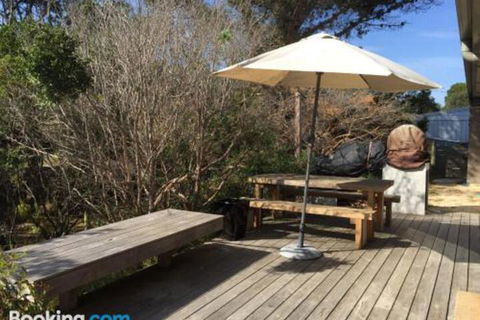 3 Anderson Avenue Sandy Point - Accommodation Kalgoorlie 2