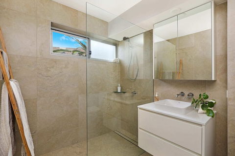 SPECTACULAR OCEAN FRONT Sounion6 - Accommodation Kalgoorlie 4