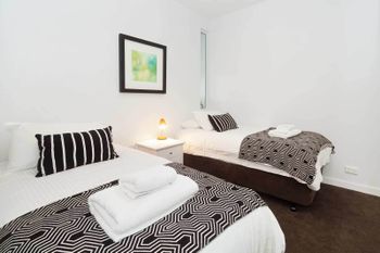 Location Views & Style - Accommodation Kalgoorlie 1