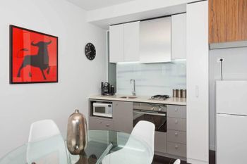 Location Views & Style - Accommodation Kalgoorlie 2