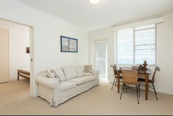 Comfy Convenience In Centennial Park - Accommodation Kalgoorlie 0