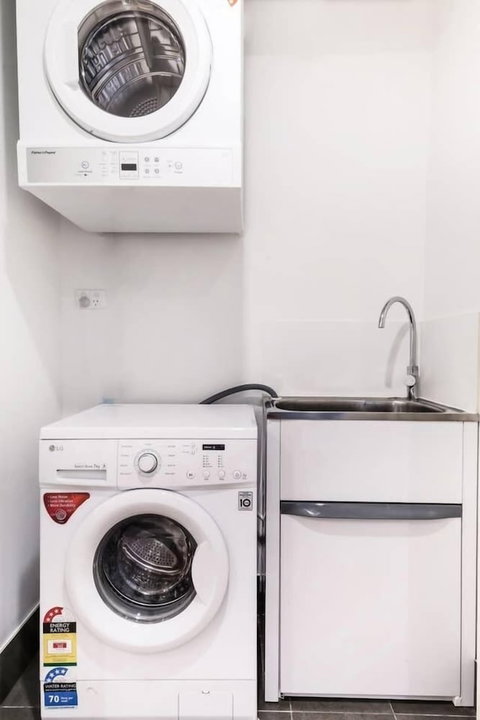 F03-darling Harbour 1 BDR APT - Accommodation Kalgoorlie 5