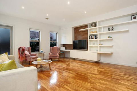 Kew Luxurious Townhouse - Accommodation Kalgoorlie 6