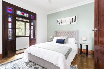 Spacious 3 Bedroom Minutes To CBD - Accommodation Kalgoorlie 2
