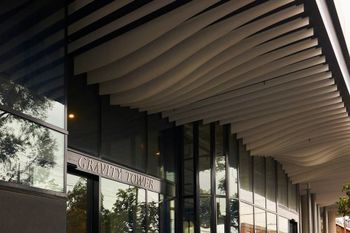 Panoramic Melbourne Views From Stylish Apartment - Accommodation Kalgoorlie 3