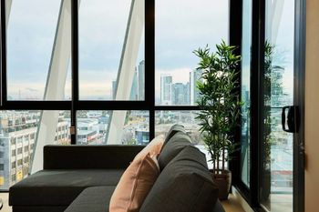 Panoramic Melbourne Views From Stylish Apartment - Accommodation Kalgoorlie 5
