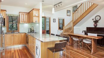 House By Sydney Harbour H355 - Accommodation Kalgoorlie 5