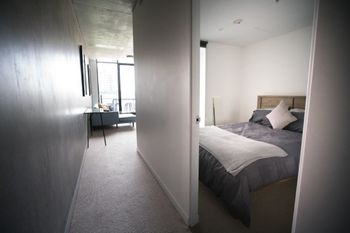 Spacious Apartment Close To Melbourne CBD - Accommodation Kalgoorlie 2